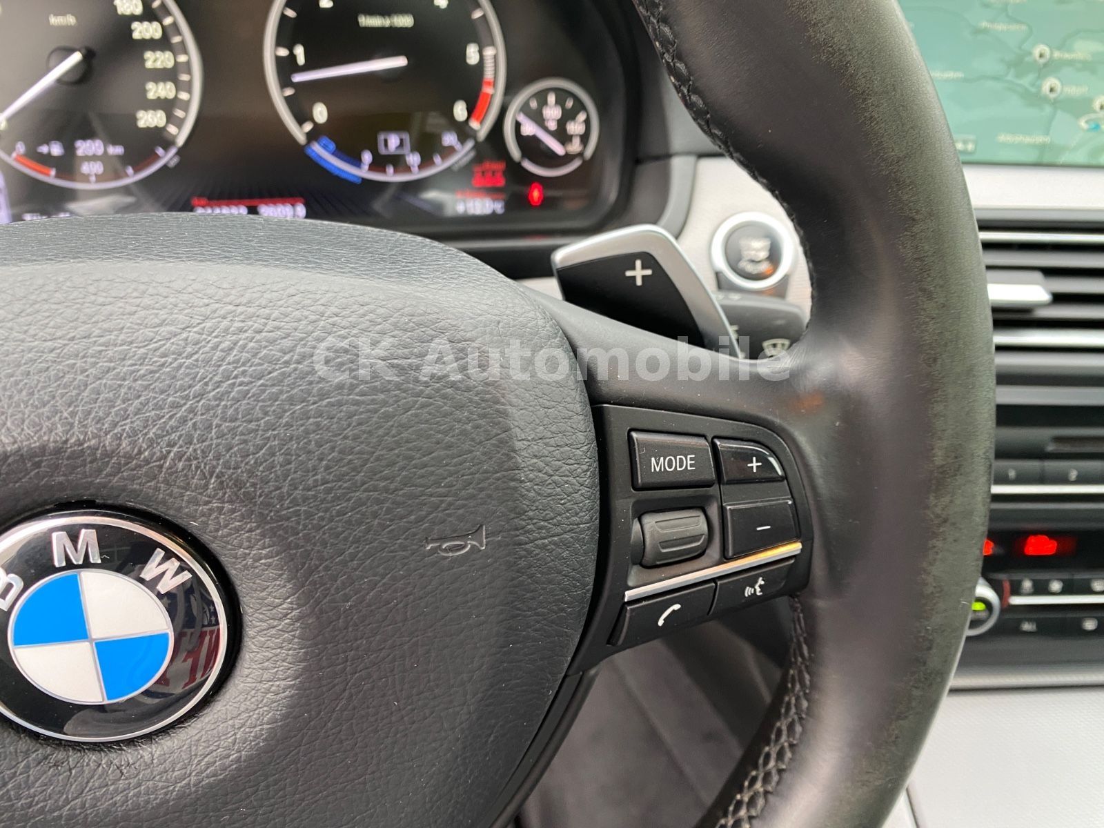 Fahrzeugabbildung BMW 530 d Touring M Sport/Navi/Leder/Pano/Bi-Xenon