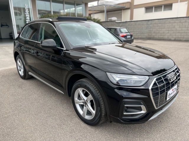 AUDI Audi Q5 40 2.0 tdi mhev 12V Business quattro s-t