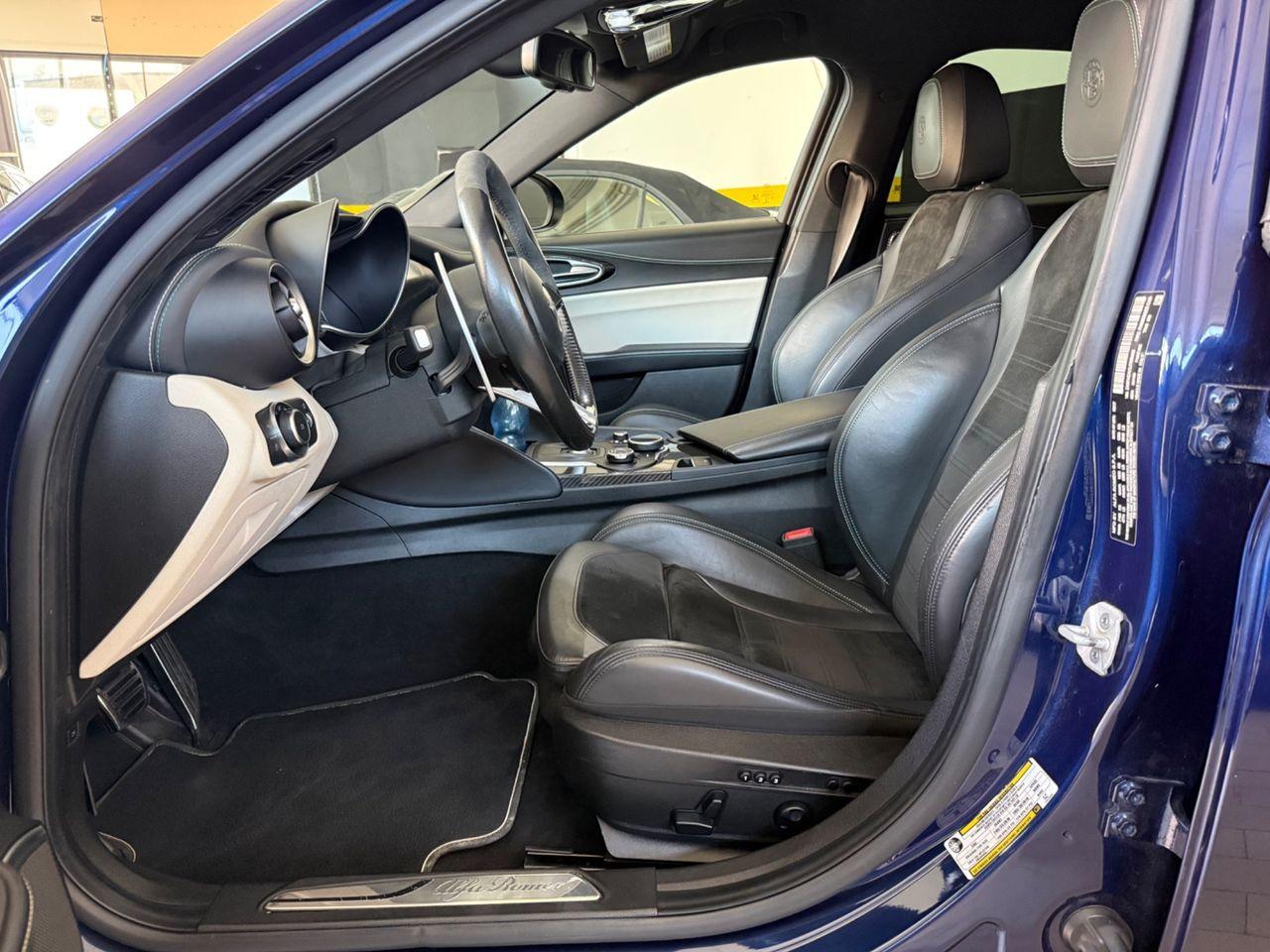 Alfa Romeo Guilia 2.9 V6 Bi-Turbo Quadrofoglio 510ch - Pack Carbone - Harman Kardon - Camera - Non fumeur