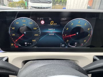 Bild 10 Mercedes-Benz A 180 Edition 19 Progressive Vollleder Kamera MB