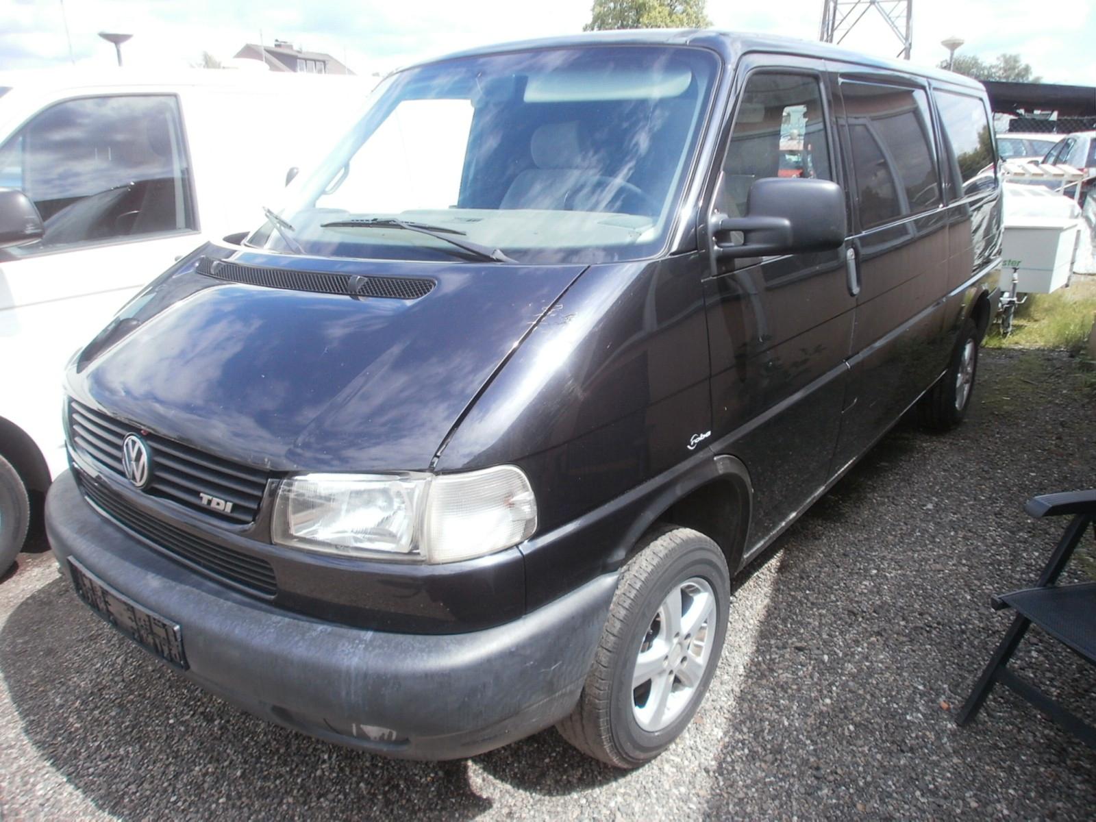 Volkswagen Transporter Long 2.5Tdi