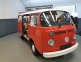 Volkswagen T2 - rote Volkswagen T2