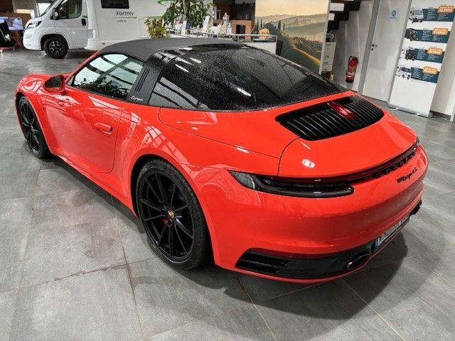 Fahrzeugabbildung Porsche 911 Targa 4 S