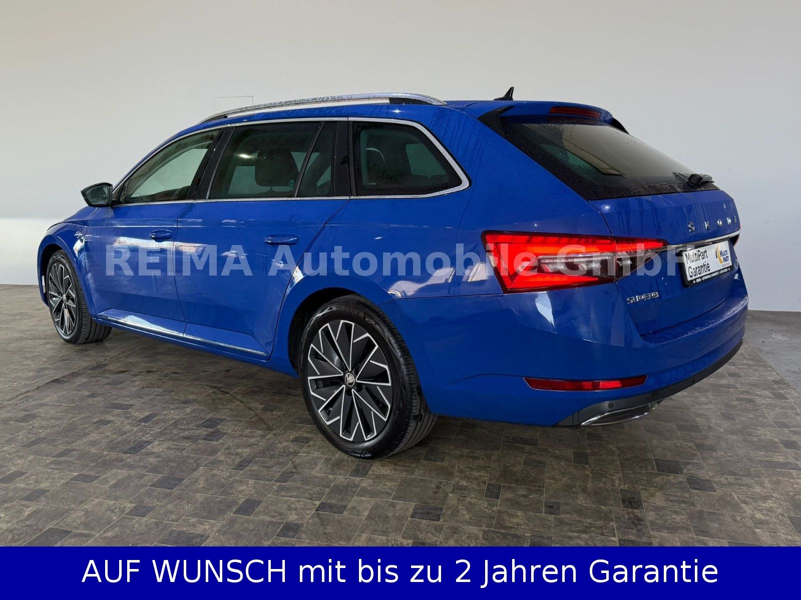 Fahrzeugabbildung SKODA Superb Combi L&K iV Hybrid, Matrix,SOH 94,1 %