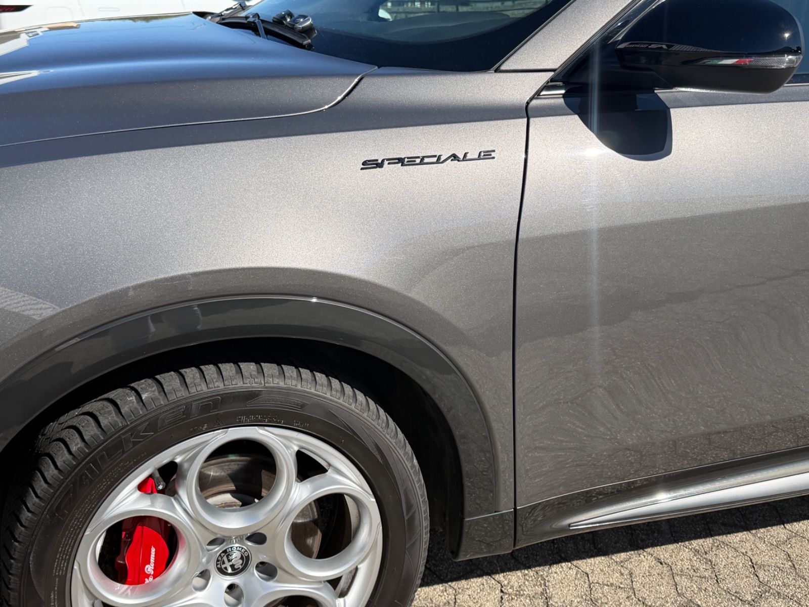 Fahrzeugabbildung Alfa Romeo Tonale Edizione Speciale/DNA/ACC/APPLE-CAR