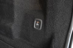 VOLVO XC60 D5 AWD~R Design~Leder~Business~I-safe~21"