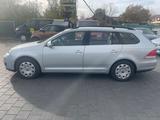 Volkswagen Golf V Variant Comfortline *SHZ*AHK*PDC* - Kombis bis 5.000 Euro