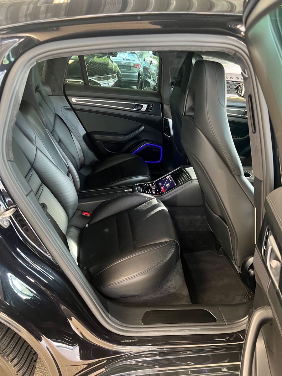 Fahrzeugabbildung Porsche Panamera GTS