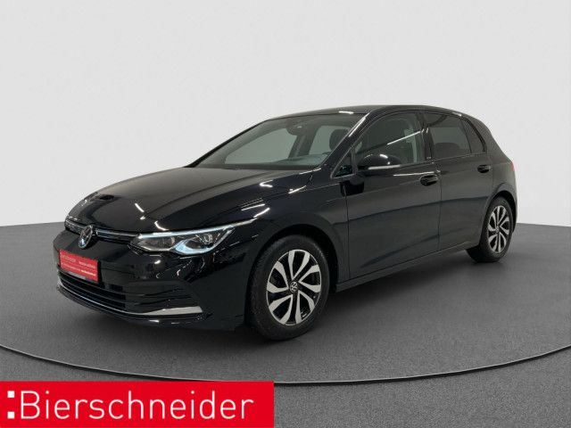 Volkswagen Golf 8 2.0 TDI DSG Active AHK PANO MATRIX CAM AC