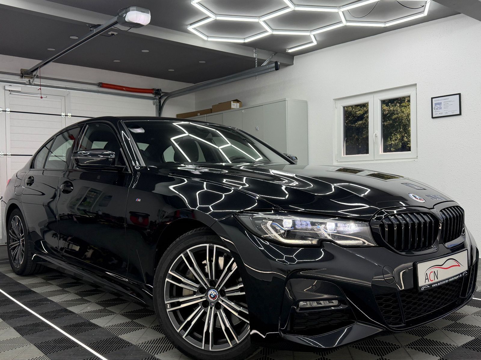 Fahrzeugabbildung BMW 330 i M SPORT/Hi-FI/VRTL COCKPIT/LASER/19% MwSt.