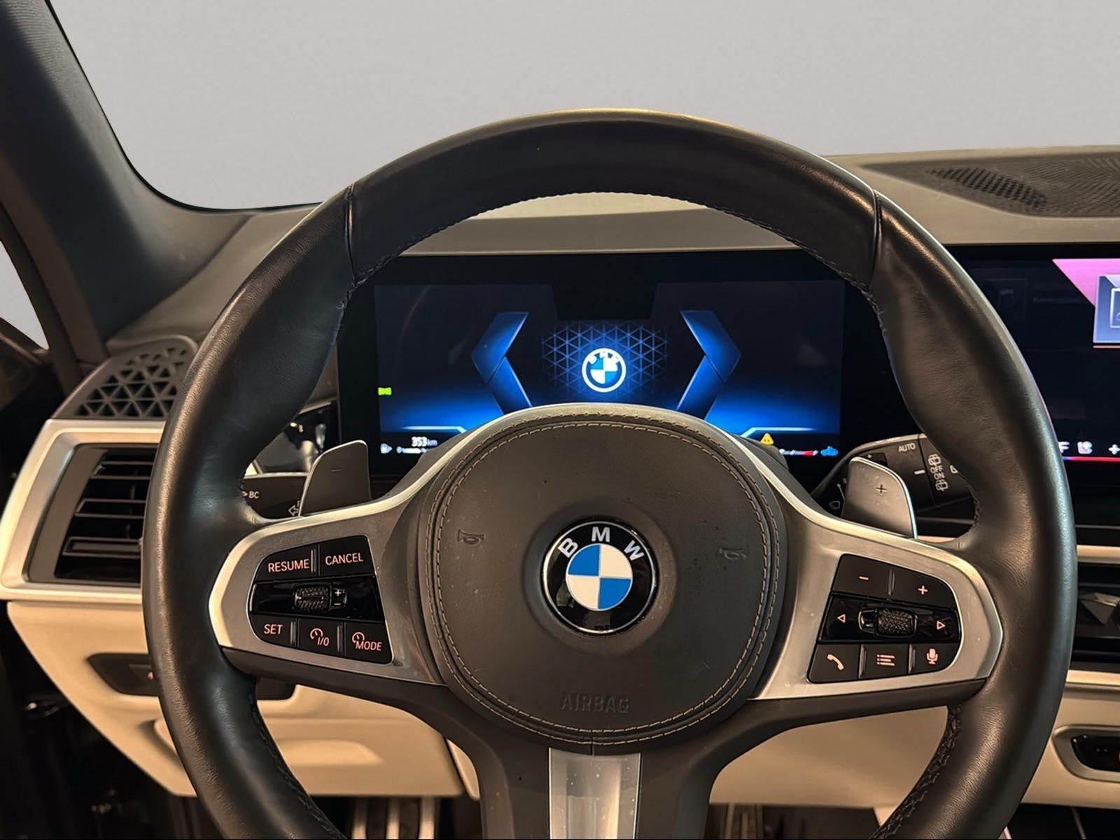 BMW X5 xDrive30d M Sport Navi AHK Kamera Pano.Dach foto 14