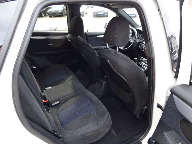 Fahrzeugabbildung BMW 218 Active Tourer/M-Paket/61TKM/1.Hd/PDC/