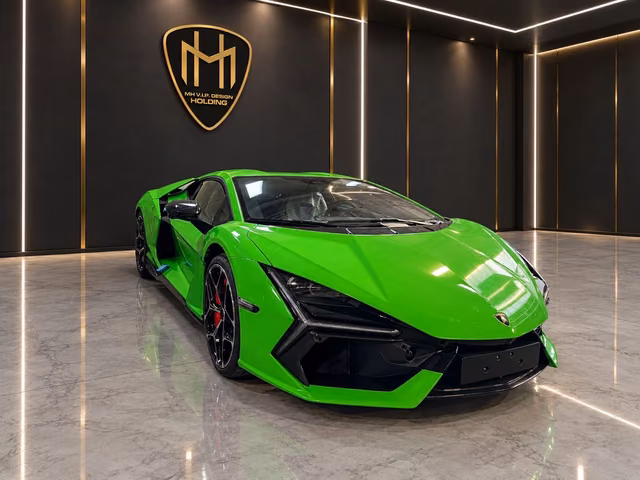Lamborghini Revuelto Verde Egeria