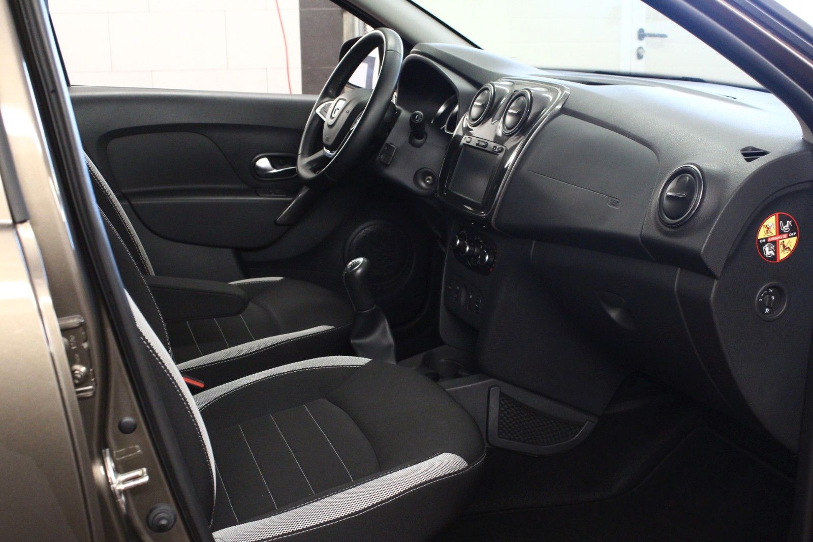 Fahrzeugabbildung Dacia Sandero dci 90 Stepway Prestige*Navi*klima*