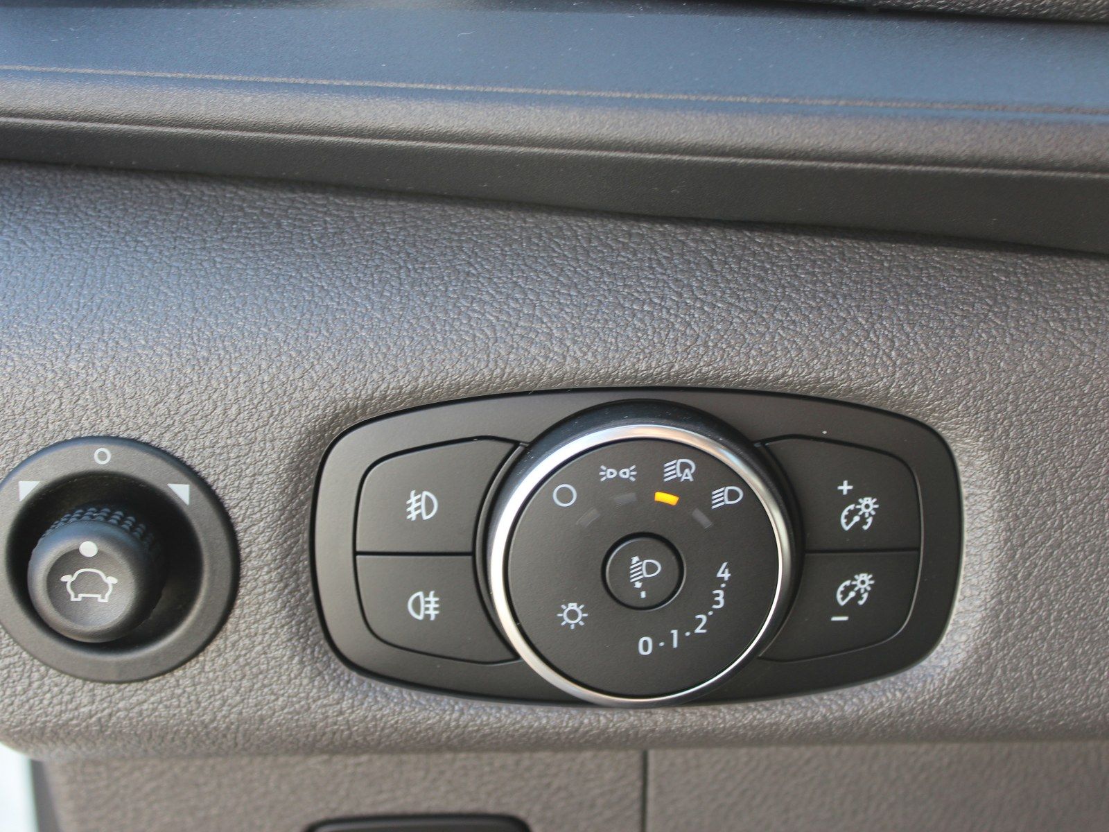 Fahrzeugabbildung Ford Transit 350 L3 Einzelkabine Trend