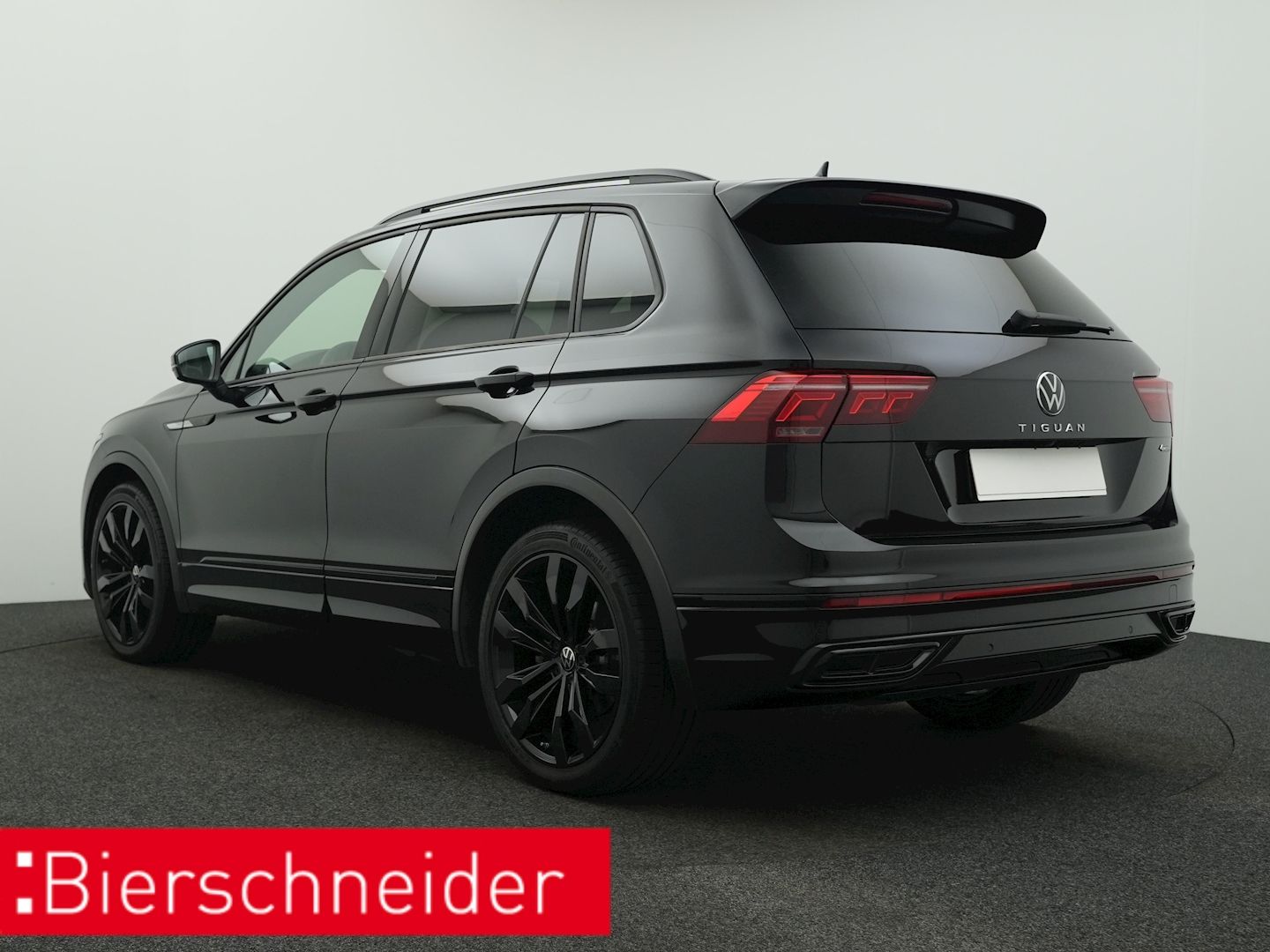 Volkswagen Tiguan 2.0 TSI DSG 4Mo. R-Line BLACK-STYLE PANO foto 4