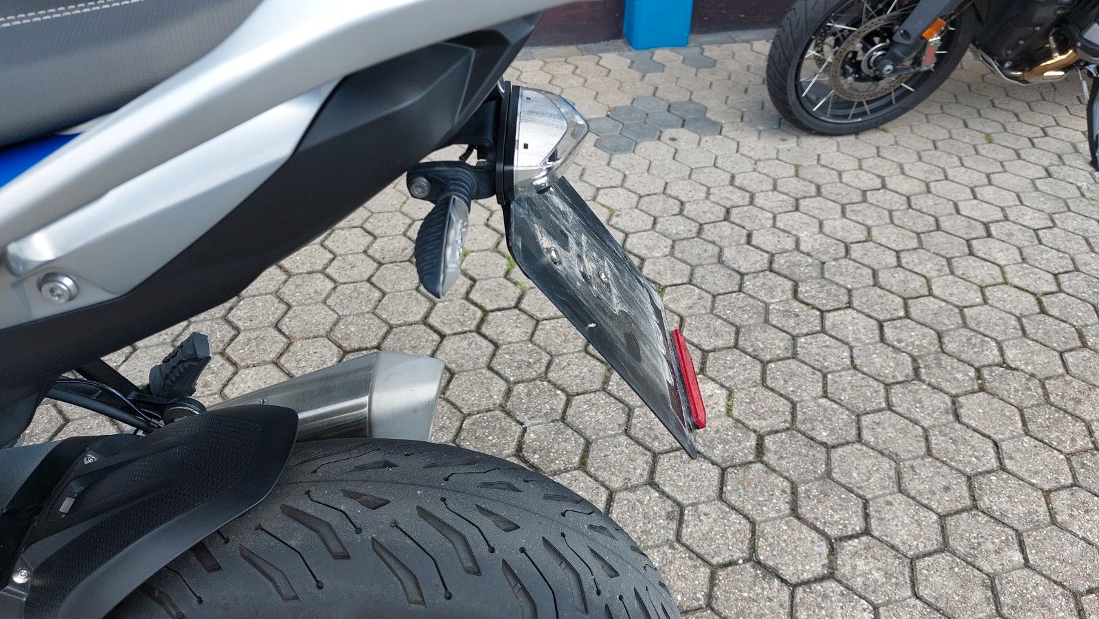 Fahrzeugabbildung BMW S 1000 XR  HP Neuzustand  Zubehör