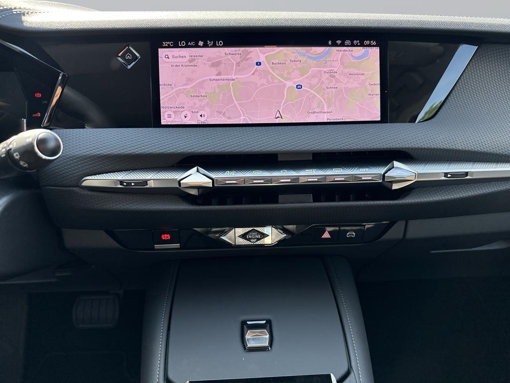 DS Automobiles DS4 DS 4 E-TENSE TROCADERO CROSS