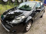 Renault Clio III Dynamique - Renault Clio: Iii Dynamique