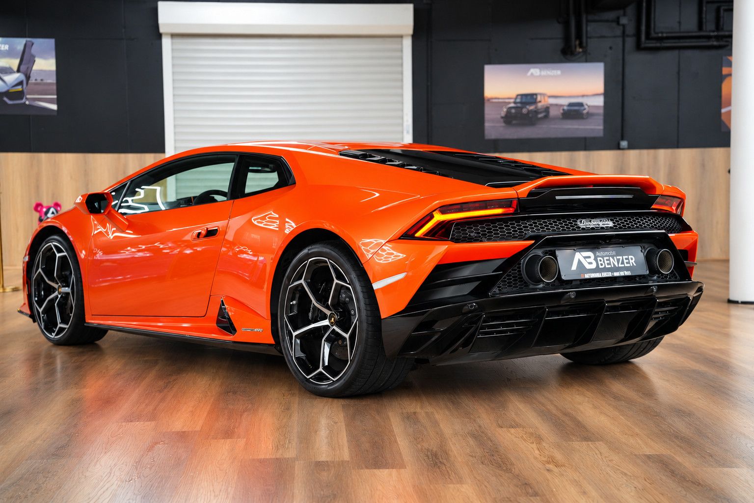 Fahrzeugabbildung Lamborghini Huracán EVO V10 *Lift*Sensonum*Kamera*ACC*SHZ