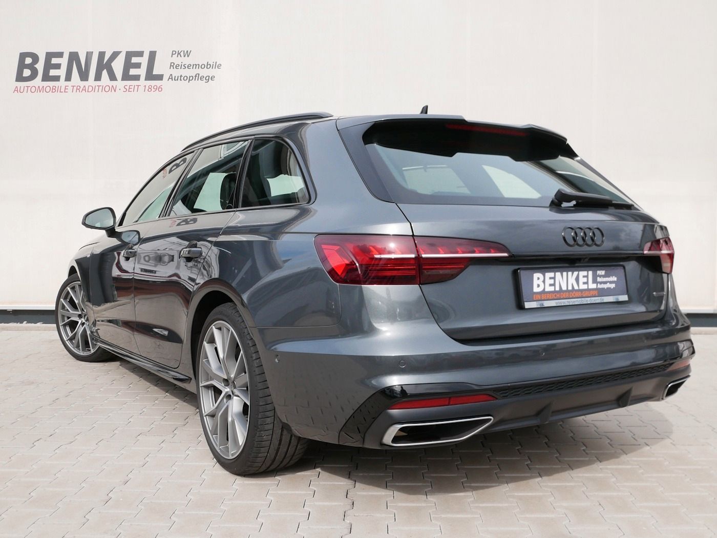 Fahrzeugabbildung Audi A4 Avant 2.0 quattro S-Line NEU75T Standhz Matri