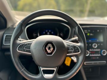 Bild 13 Renault Megane IV *Berline*
