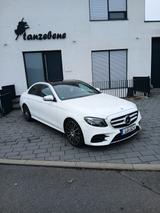 Mercedes-Benz E 300 d Autom. -|AMG Optik| Top Ausstattung - Mercedes-Benz E 300 in Ludwigshafen