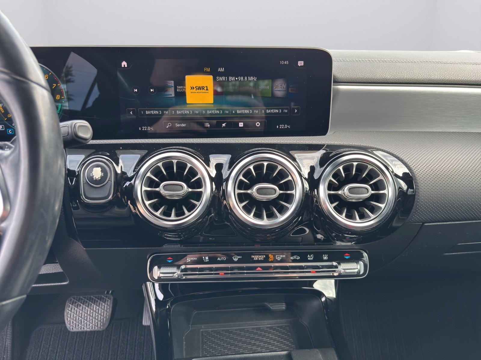 Mercedes-Benz A 250 e Edition 19 *HUD *PANO *Sitzklima *AMG