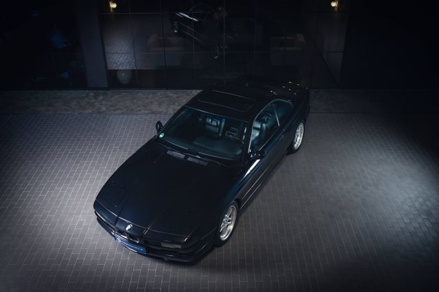 BMW 850 CSi M8