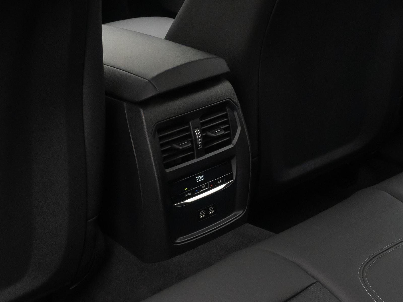BMW 320 d DAB Leder Widscreen PDC Komfort Sport LED, миниатюра 28