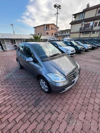 Mercedes-Benz MERCEDES-BENZ A 160 AUTOMATIC leggi descrizione