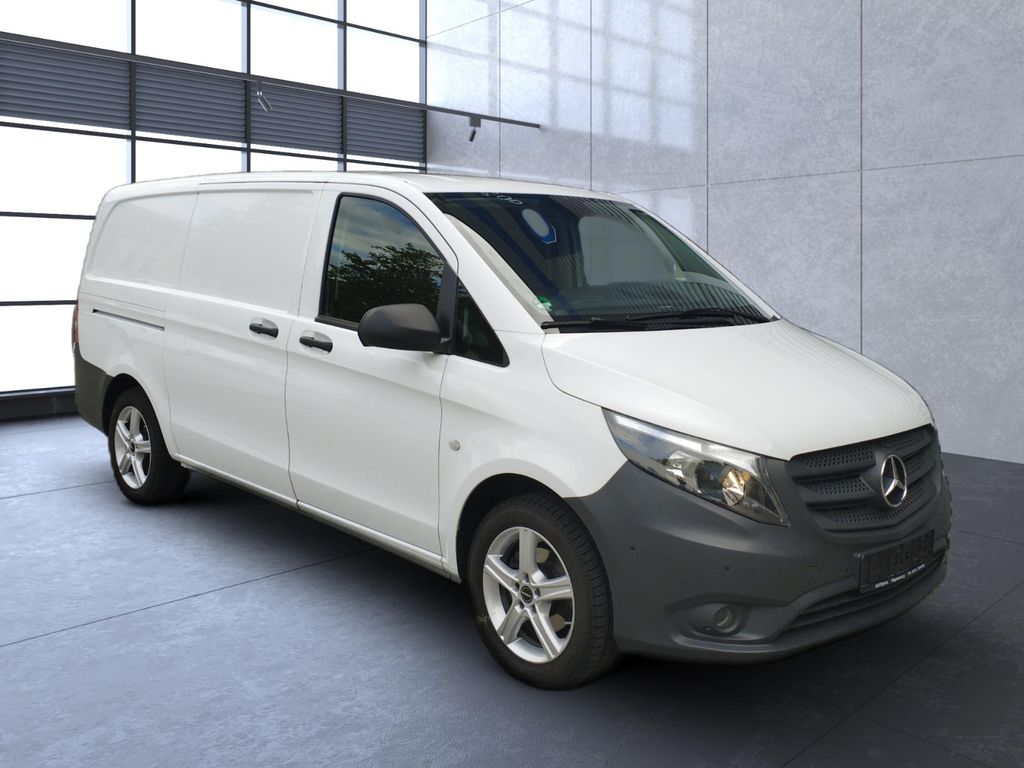 Image of Mercedes-Benz Vito