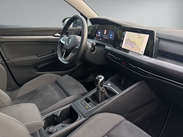 Golf VIII 1.5 TSI Style LED+NAVI+ACC+PARK-ASSIST