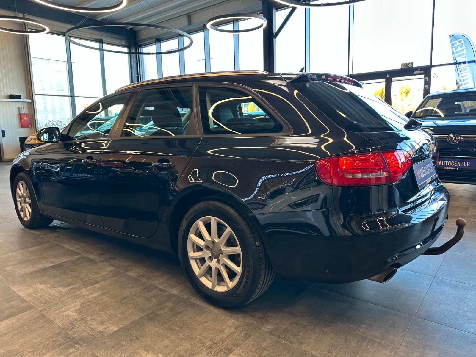 Audi A4 2013 — photo 25
