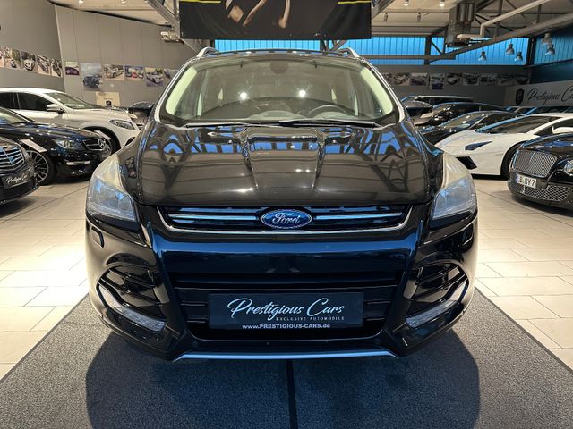 Ford Kuga 1.6l Titanium AUTOMATIK T-LEDER BT PDC SHZ