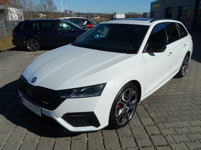 Skoda Octavia Combi RS/DSG/AHK/Navi/ACC/SHZ/LRH/Voll