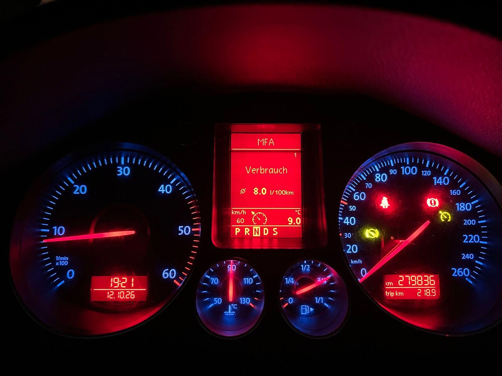 Volkswagen Passat 2005 — photo 10