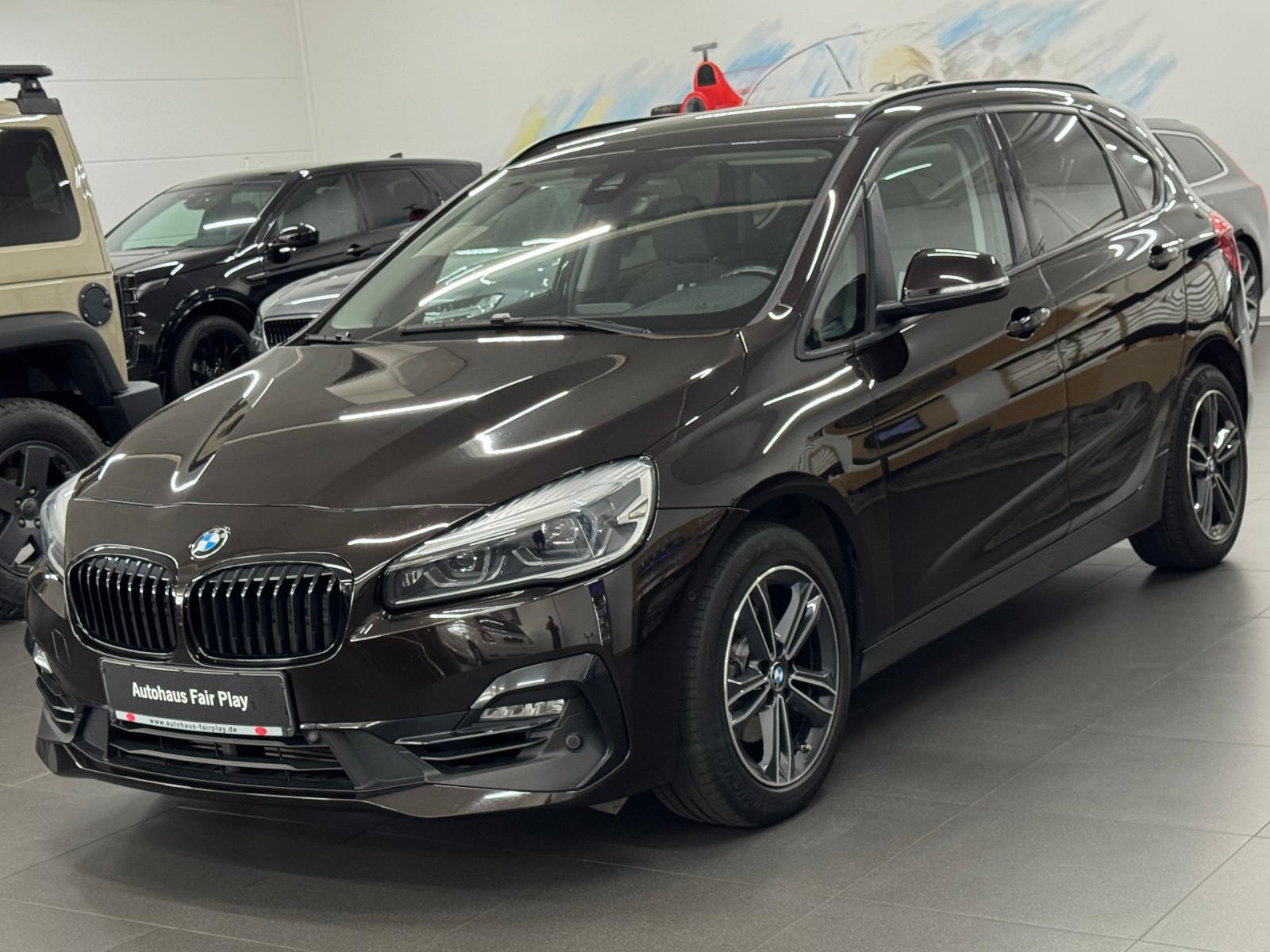 BMW 218 Active Tourer Aut. Sport LED/NAVI/AHK/U-FREI