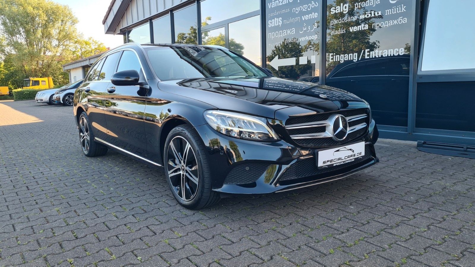 MERCEDES-BENZ C 300de T AVANTGARDE - AHK - HUD - 8 x ALU