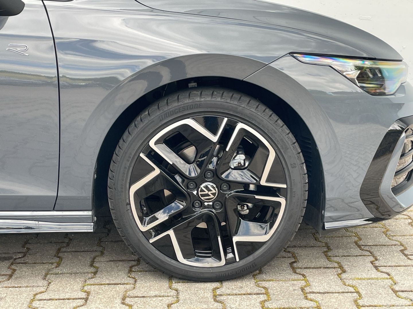 Golf VIII R-Line 2.0 TDI DSG Black Style Kamera