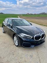BMW 118i - Super Zustand, Qualität wie neu  - BMW mit Benzin-Antrieb: Super