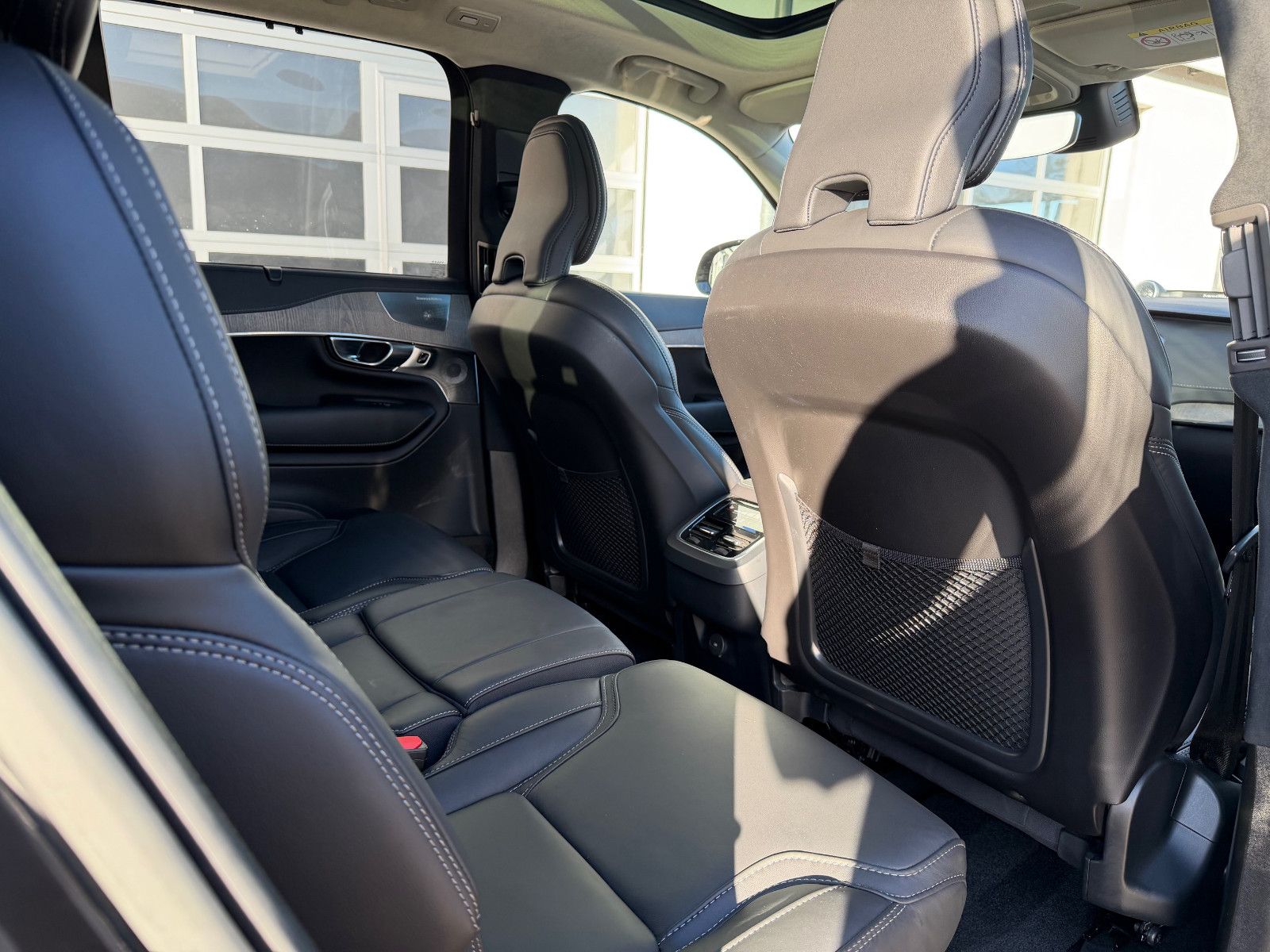 Fahrzeugabbildung Volvo XC90 B5 D Ultimate Dark AWD*B&W*LUFT*STHZG*360*