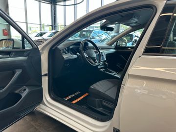 MYAUTOCENTER – Gebraucht- und Jahreswagen mit Werkstattservice in Pfaffenhofen Volkswagen Passat *LED*NAVI*ACC*KEY-LESS*1.HAND*19%MWST*