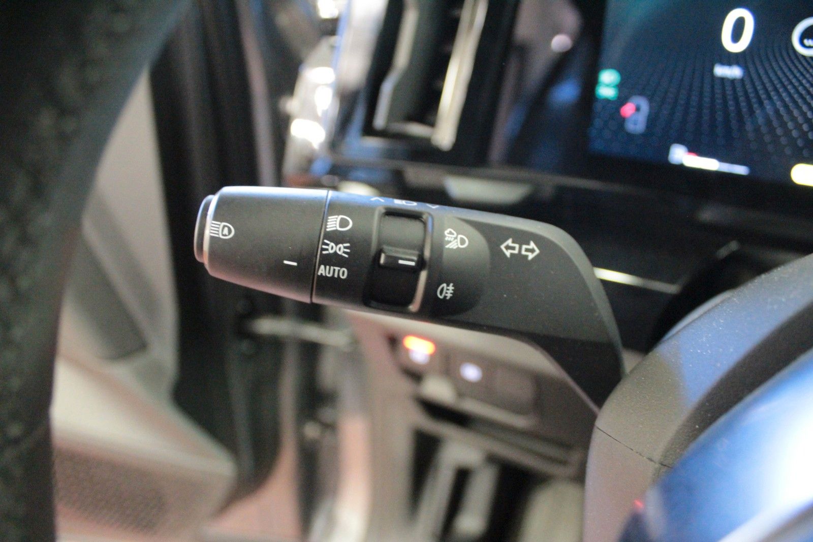 Fahrzeugabbildung Renault Austral Mild Hybrid 160 Techno Automatik*15146*