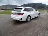 BMW Touring 320d Advantage Klima Navi Leder 8-fach - BMW 320: Weiß