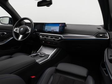 Fahrzeugabbildung BMW M340d xDr Hi-Fi M Sportfahrwerk Comfort Paket