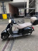 Vespa GTS 250 Baujahr 2005 - Frontschaden, Motor läuft - VESPA 200
