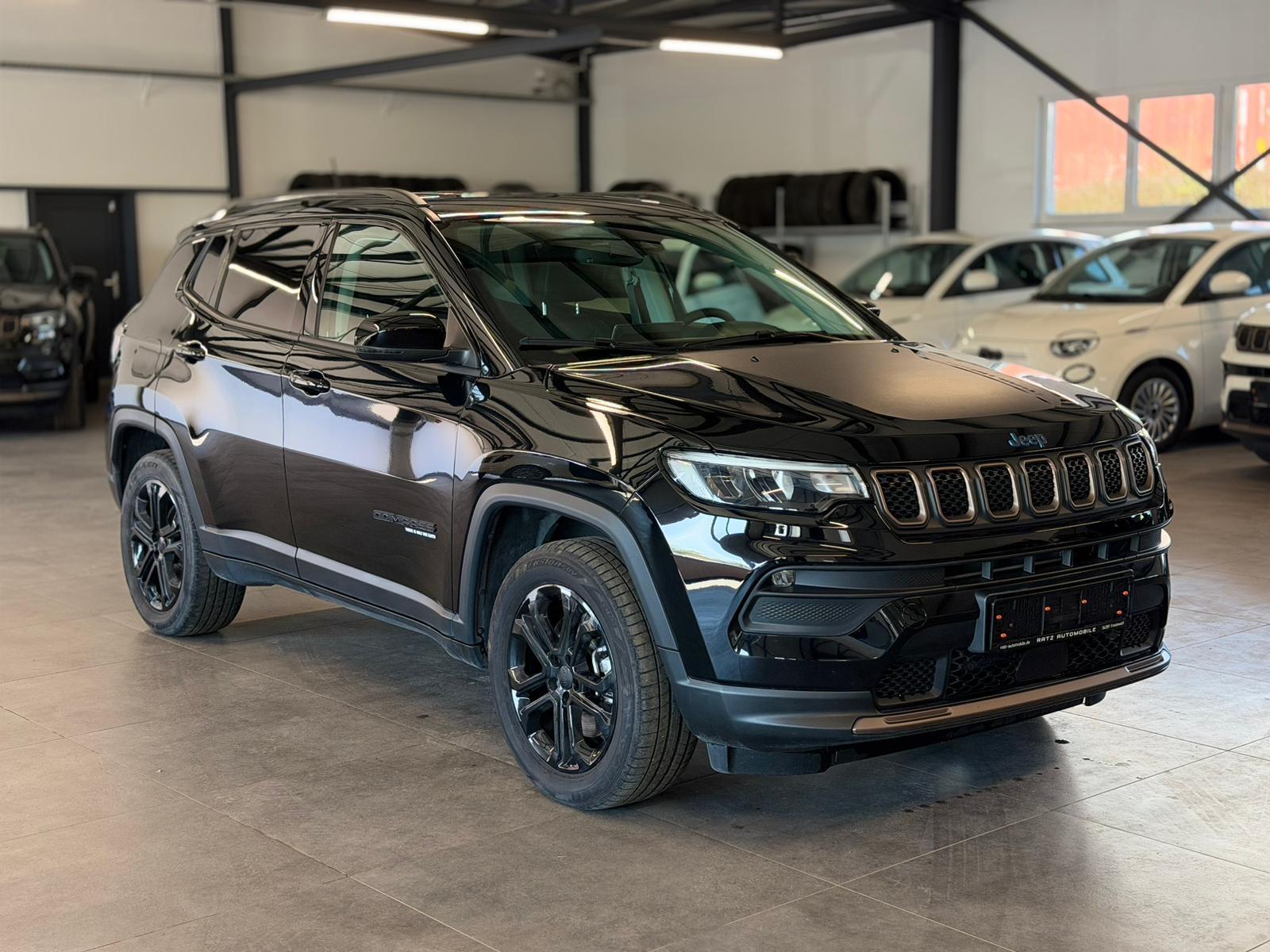 Jeep Compass Upland PHEV 4WD+NAV+LED+KAM+ACC+VIRTUAL