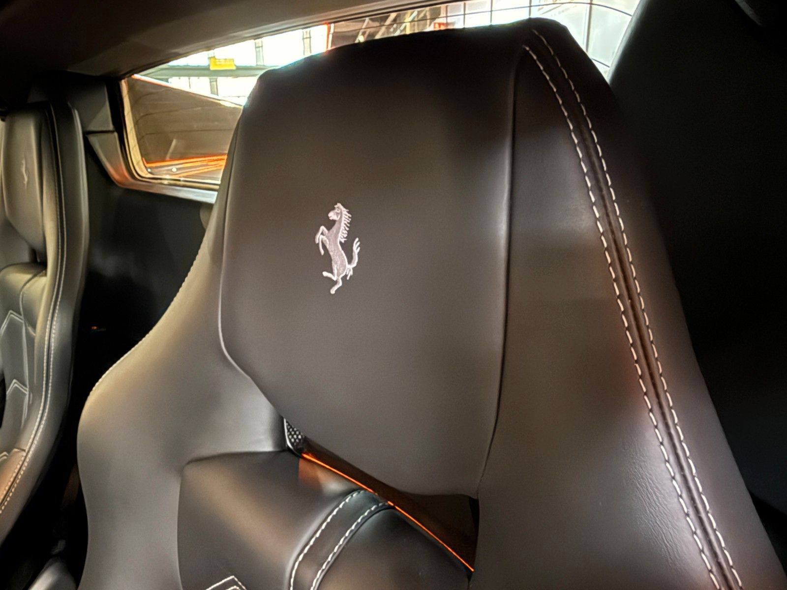 Fahrzeugabbildung Ferrari 488 Spider*Voll Carbon*Racing-Sitze*JBL*Dt. Auto