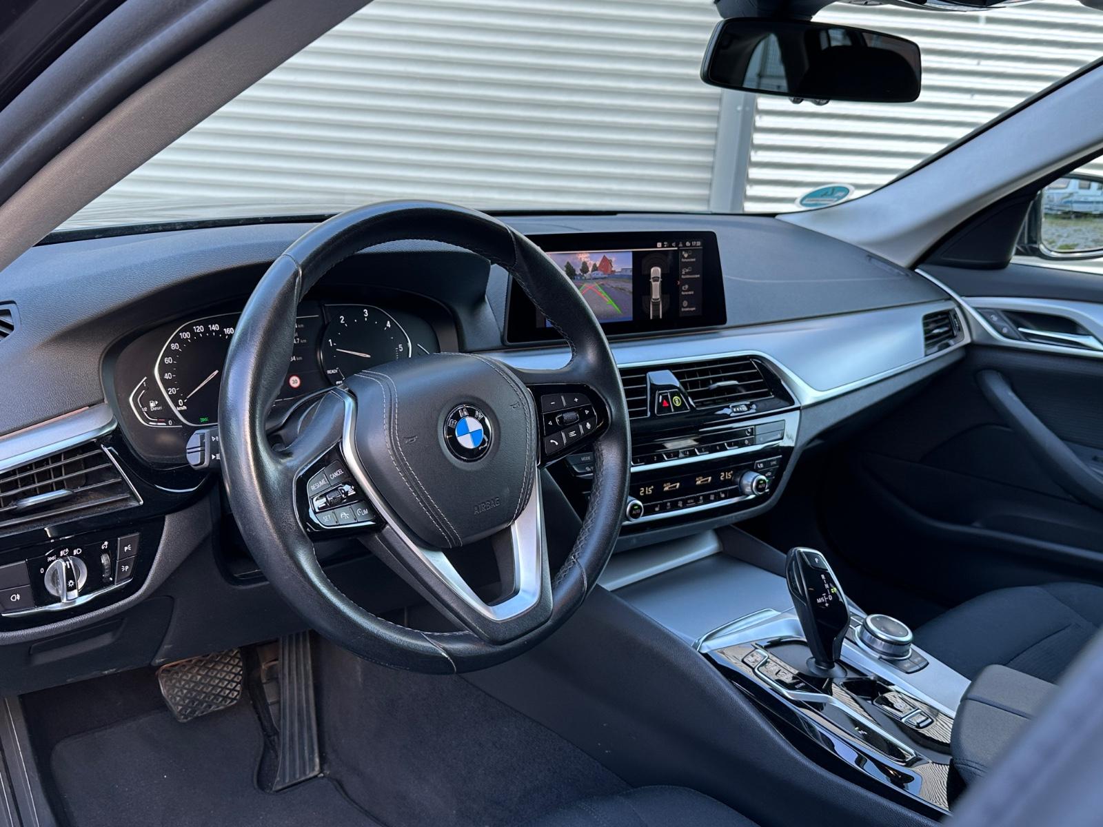 BMW 520 d T Hybrid xDrive *Kamera*Komfort*Assist*ACC*, миниатюра 9